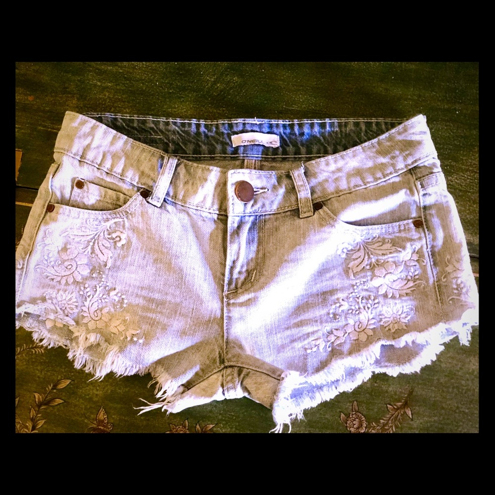 O’neill cutoff shorts